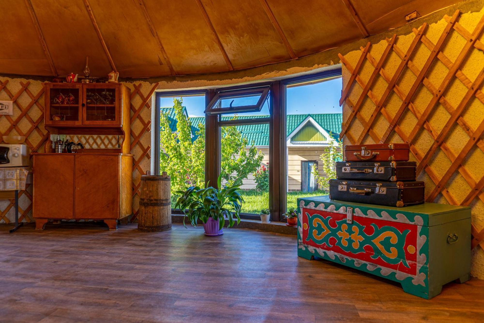 Bokonbayevo Svetlana Guest House מראה חיצוני תמונה